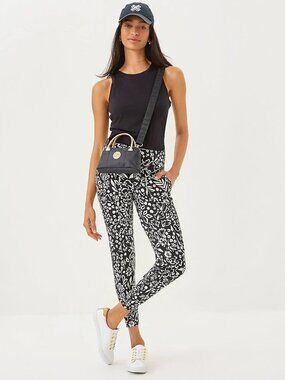 NWT Lilly Pulitzer UPF 50+ Luxletic 28" Island Jogger Noir Purrfect Pounce, XL